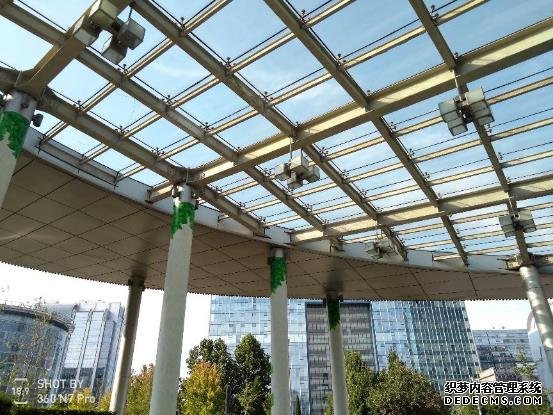 360手机N7 Pro珊瑚红评测和平精英PC端辅助：AI智能四摄 高帧率吃鸡神器