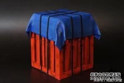 和平精英：被击倒后马上扔和平精英PC端辅助掉5个物资，想舔盒子？穷死你！
