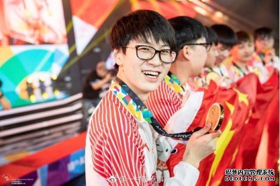 LOL中国队亚运获胜视频模拟器外挂重新上线 韩国人捣鬼被实锤